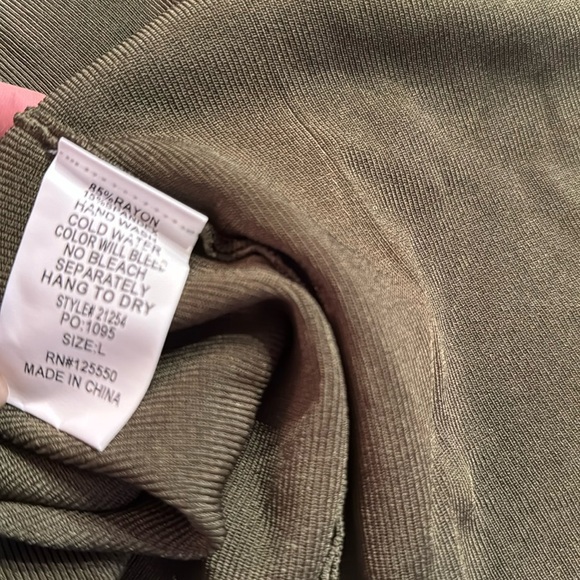 Hera collection knit spandex one shoulder dress NWT L - Picture 10 of 10